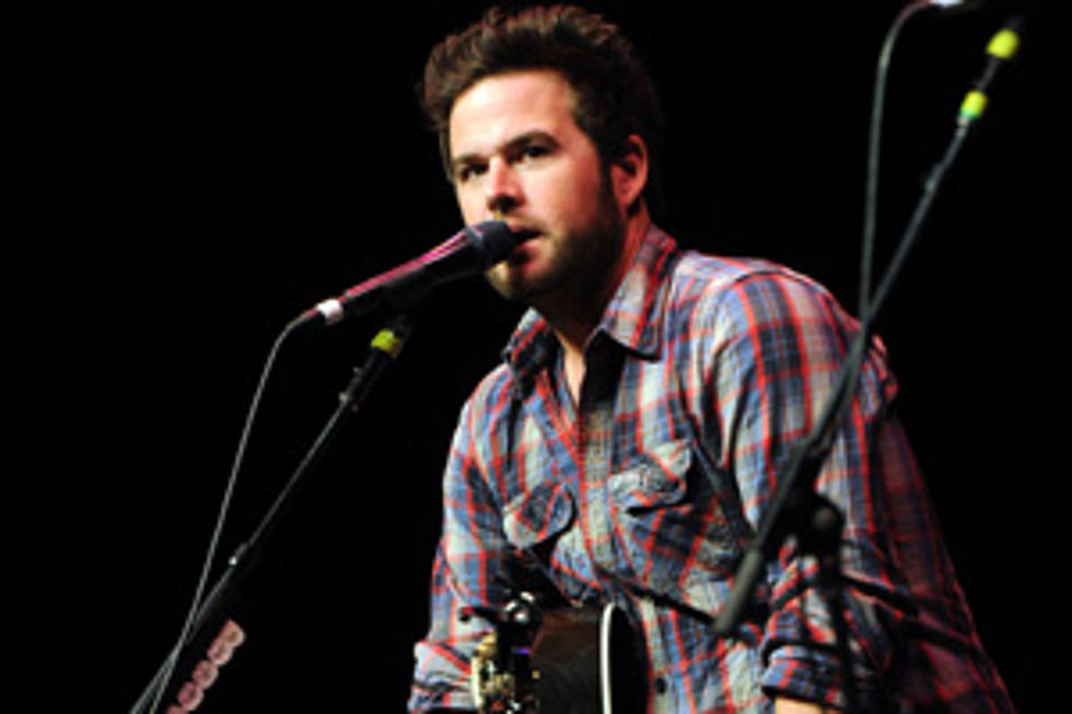 Before They Were Famous: David Nail