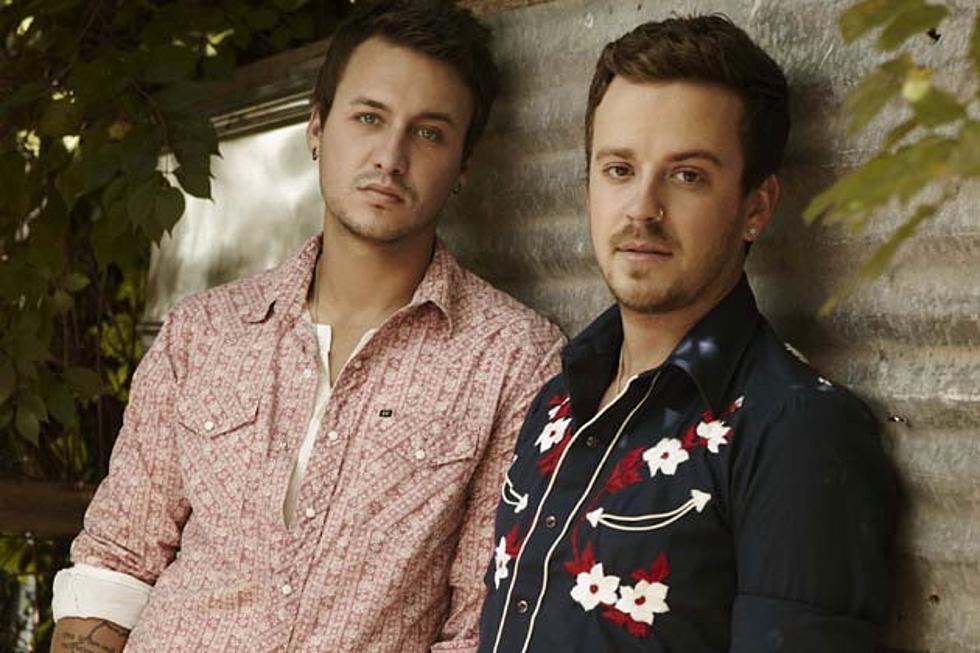 Love and Theft Release First Video as a Duo for ‘Angel Eyes’