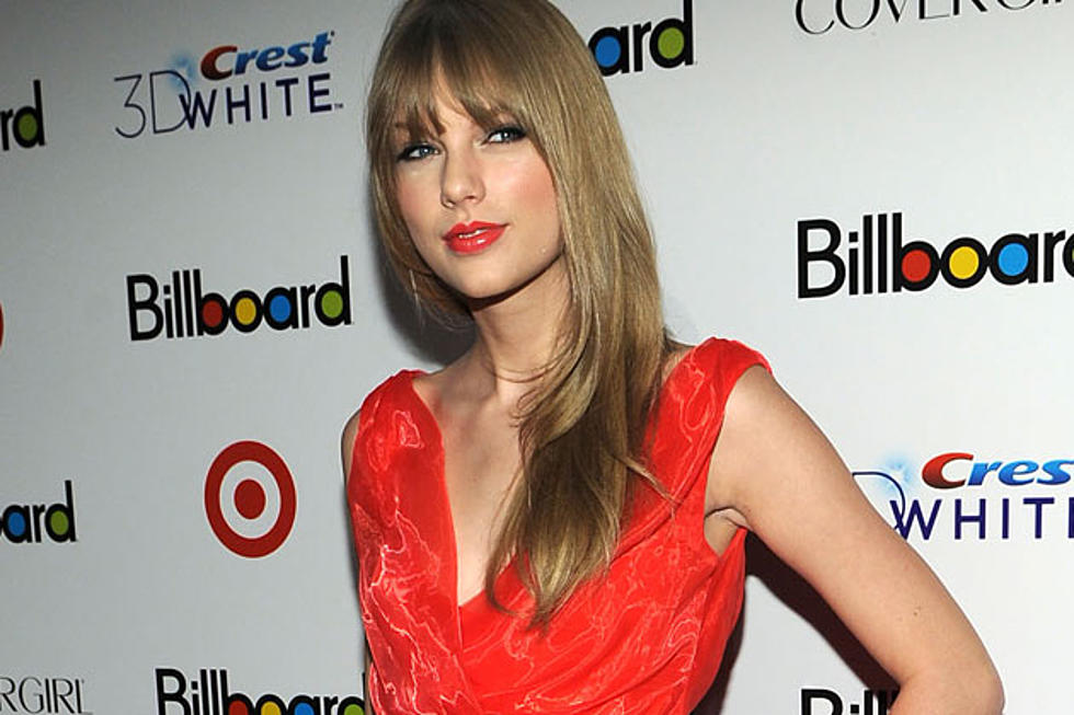 Taylor Swift Spills About Writing &#8216;Eyes Open&#8217; for &#8216;The Hunger Games&#8217; Soundtrack
