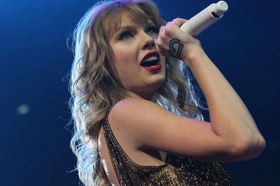 Taylor Swift to Profit Big Thanks to Success of &#8216;The Hunger Games&#8217;