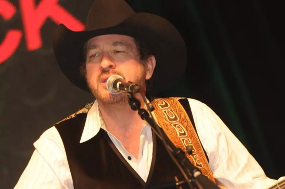Kix Brooks &#8216;New to This Town&#8217; Video Sees Things in Reverse