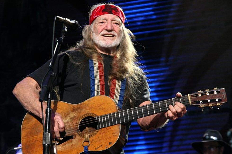 Willie Nelson Celebrates 80th Birthday With &#8216;CMT Crossroads&#8217; Special