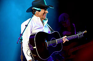 George Strait Announces College Station, Texas Concert in June...