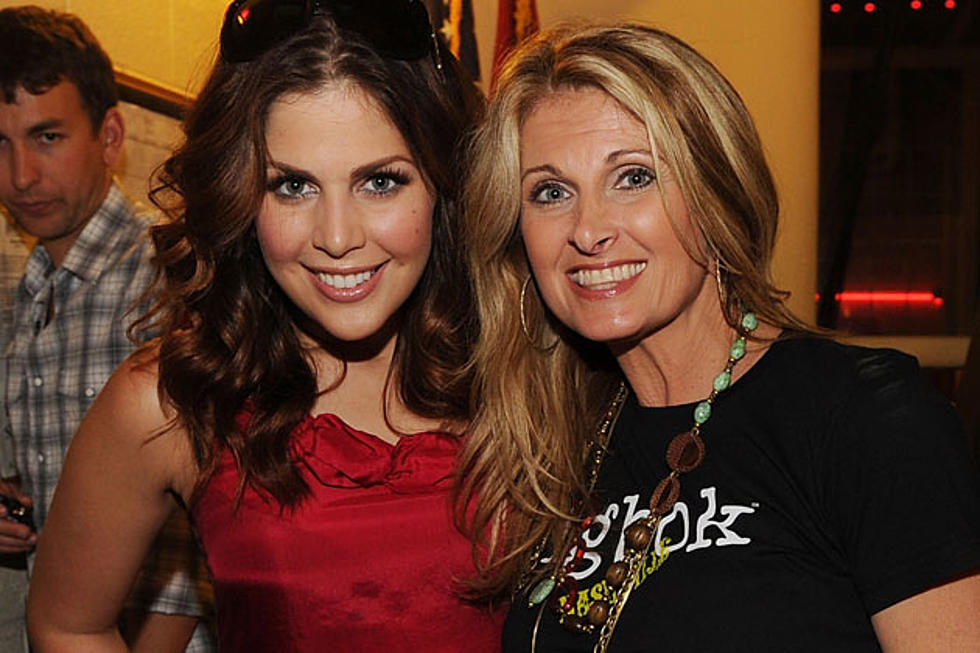 Country Stars and Their Moms &#8211; Lady Antebellum&#8217;s Hillary Scott