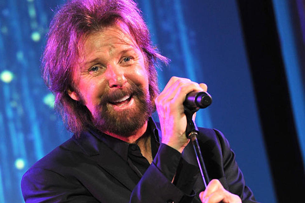 Ronnie Dunn Performs &#8216;How Far to Waco&#8217; on &#8216;Jimmy Fallon&#8217;