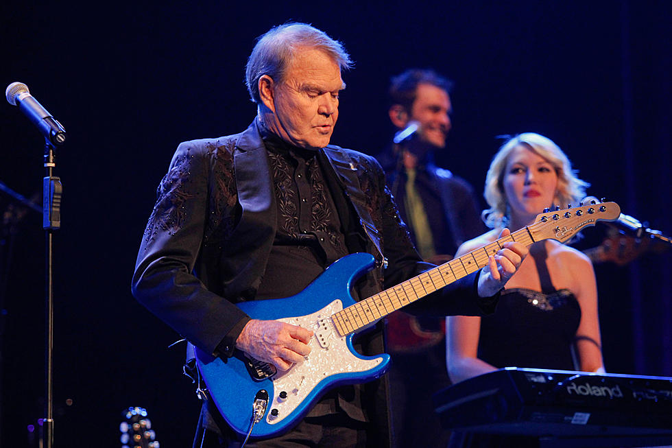 Glen Campbell’s Wife Reveals He ‘Cannot Play Guitar Anymore’