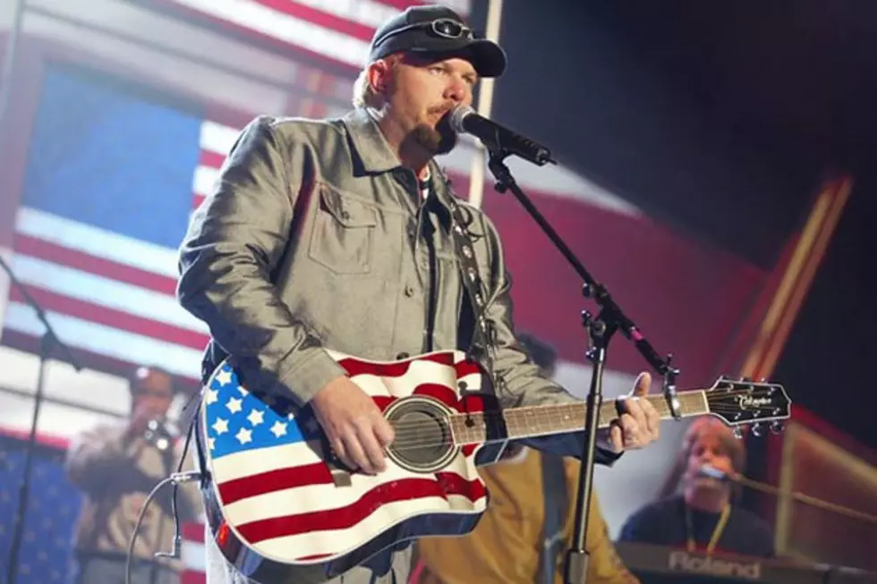 Toby Keith &#8211; Artists Wearing the American Flag