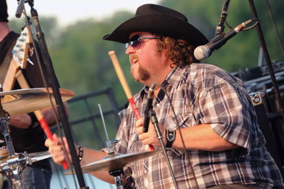 Win a Signed Colt Ford Cowboy Hat, T-Shirt and ‘Declaration of Independence’ Album