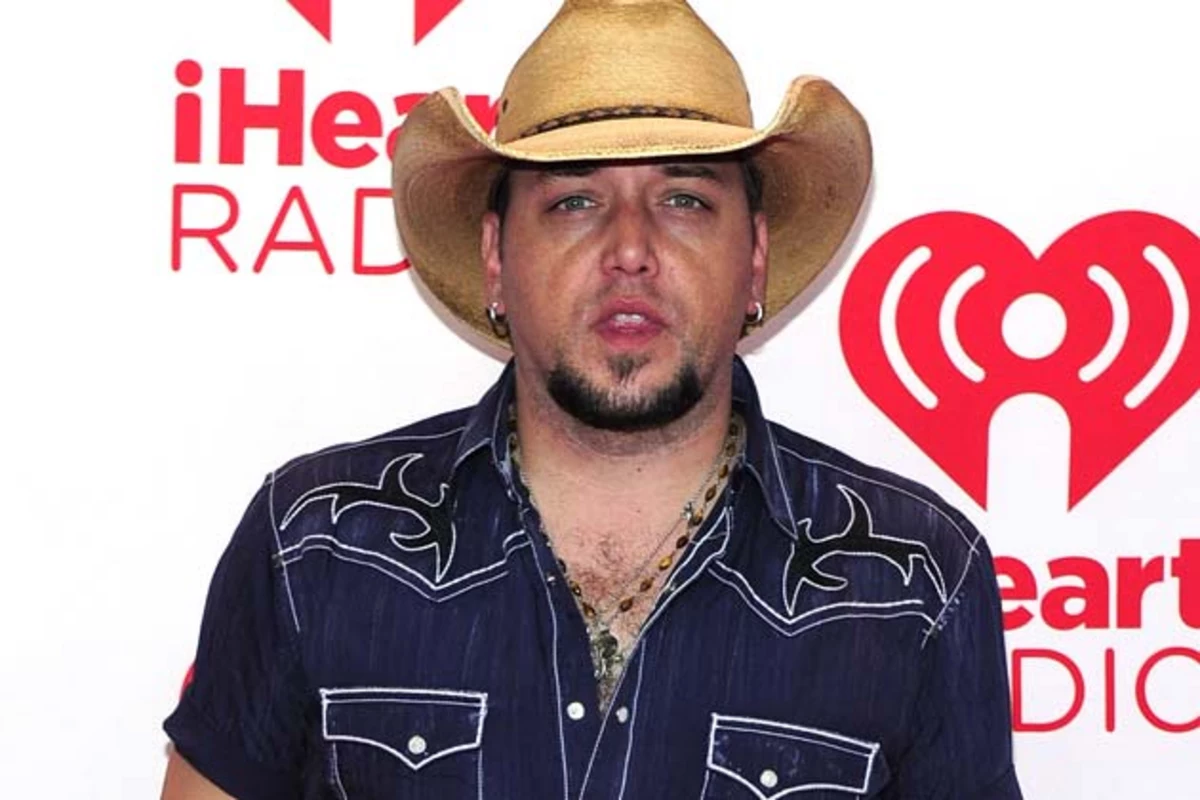 Jason Aldean Photographed Kissing Former ‘american Idol Contestant Brittany Kerr