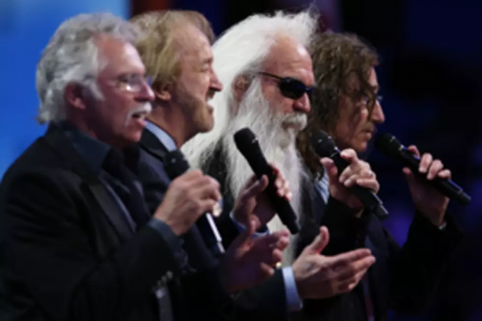 The Oak Ridge Boys Spread Christmas Cheer With New ‘Christmas Time’s A-Coming’ Album and Tour