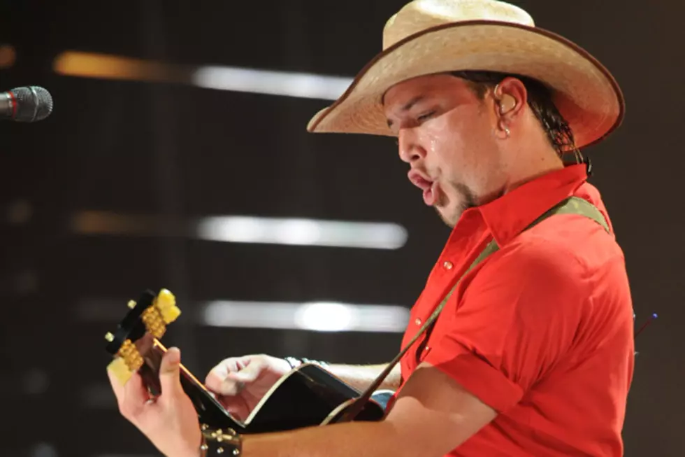 Jason Aldean Rocks Out to ‘My Kinda Party’ on ‘CMA Music Festival’ Special