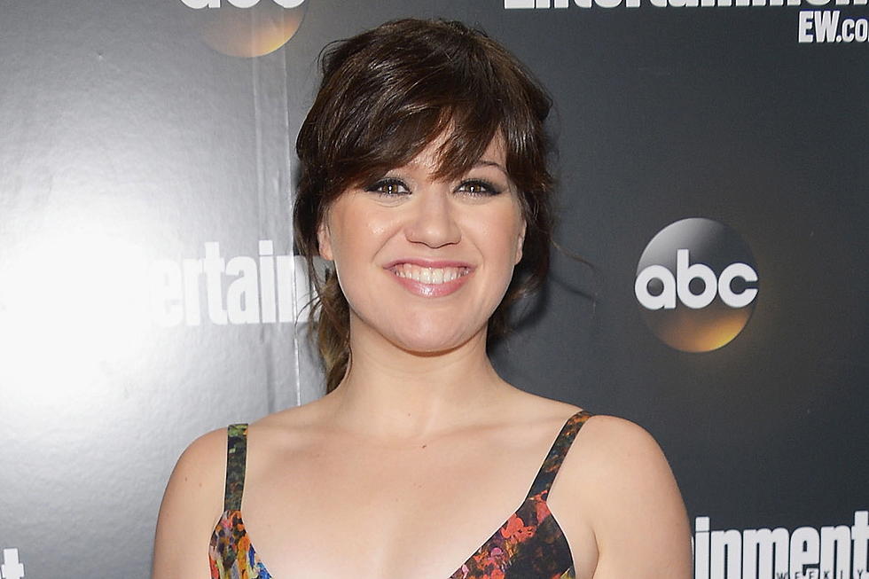 Kelly Clarkson Stands Up for Gay Marriage, Supports President Obama