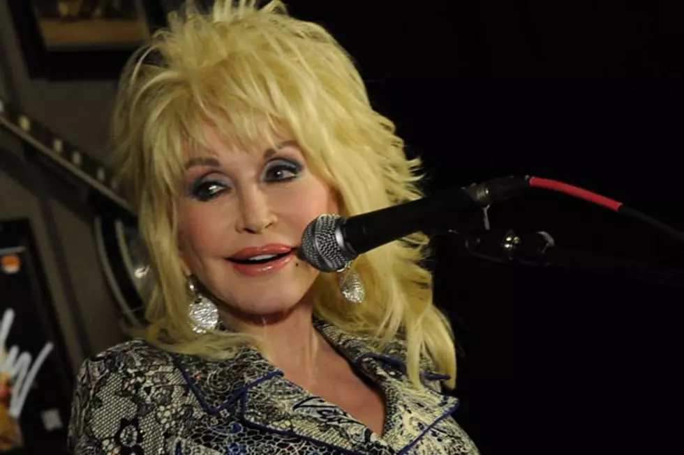 Dolly Parton Dishes on Her ‘Trashy’ Halloween Costume