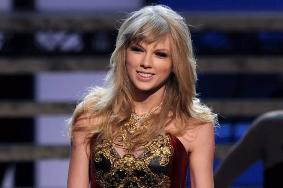 Taylor Swift Sports Pink Hair While Shooting &#8216;I Knew You Were Trouble&#8217; Video