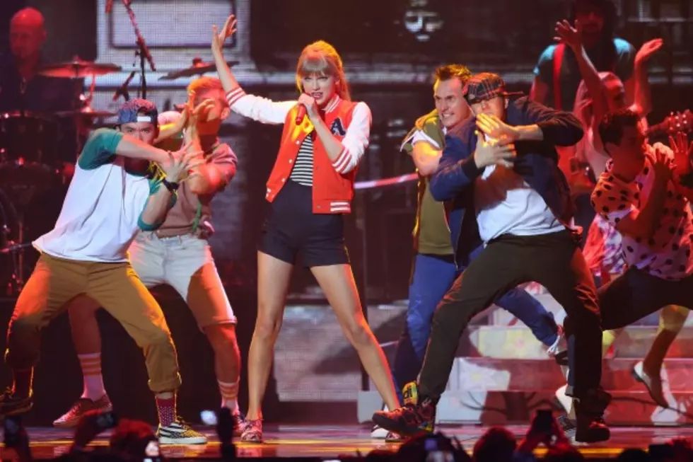 Taylor Swift Officially Confirmed for &#8216;Dick Clark&#8217;s New Year&#8217;s Rockin&#8217; Eve 2013&#8242;