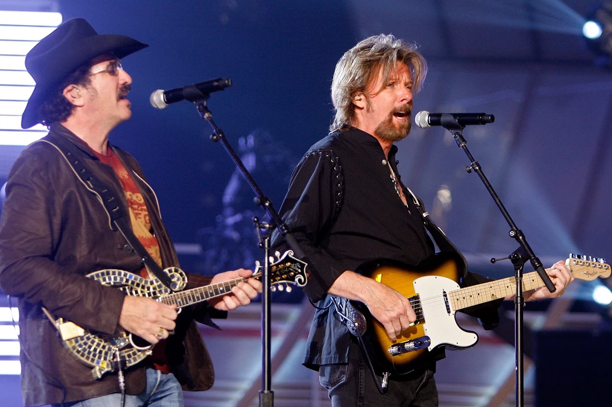No. 16: Brooks and Dunn, ‘Winter Wonderland’ – Top 50 Country Christmas ...
