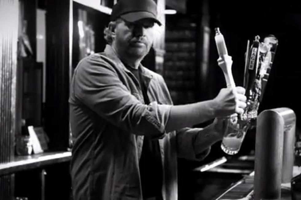 Toby Keith Serves up Slices of Life in ‘Hope on the Rocks’ Video