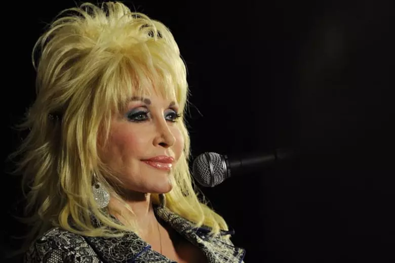 Dolly Parton Turned Down 'American Idol,' Might Consider 'The Voice'