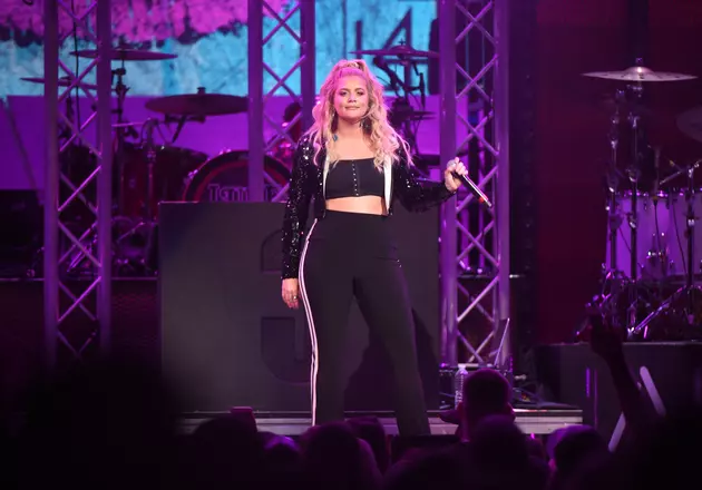 10 Things You Didn&#8217;t Know About Lauren Alaina: No. 8