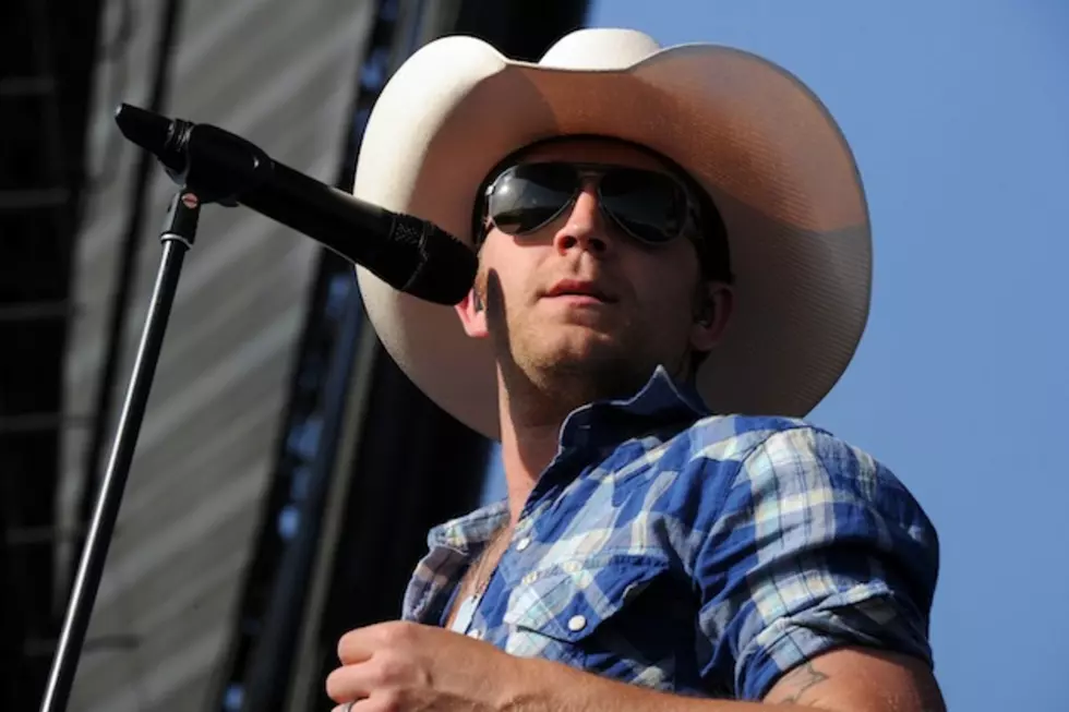 Justin Moore Shares What’s at the Top of His Bucket List