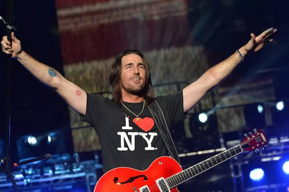 Jake Owen Arrives at First Post-Surgery Concerts Thanks to a Special Pair of NASCAR Wings