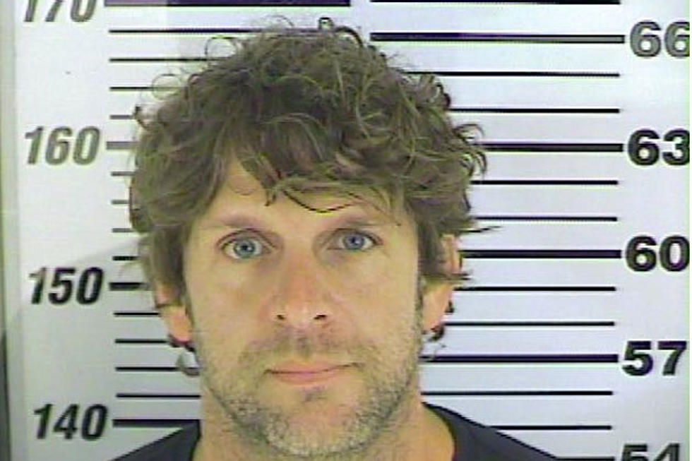Billy Currington Turns Himself In