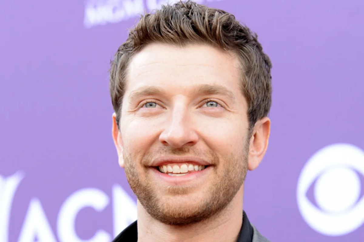 Brett Eldredge Fires Up His Team Before Taylor Swift Show in Orlando – Red  Tour Photo Blog
