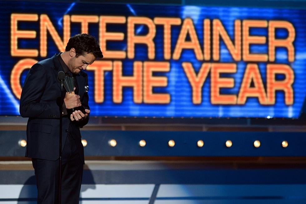 Luke Bryan Was Thinking of Late Siblings When He Won Entertainer of the Year