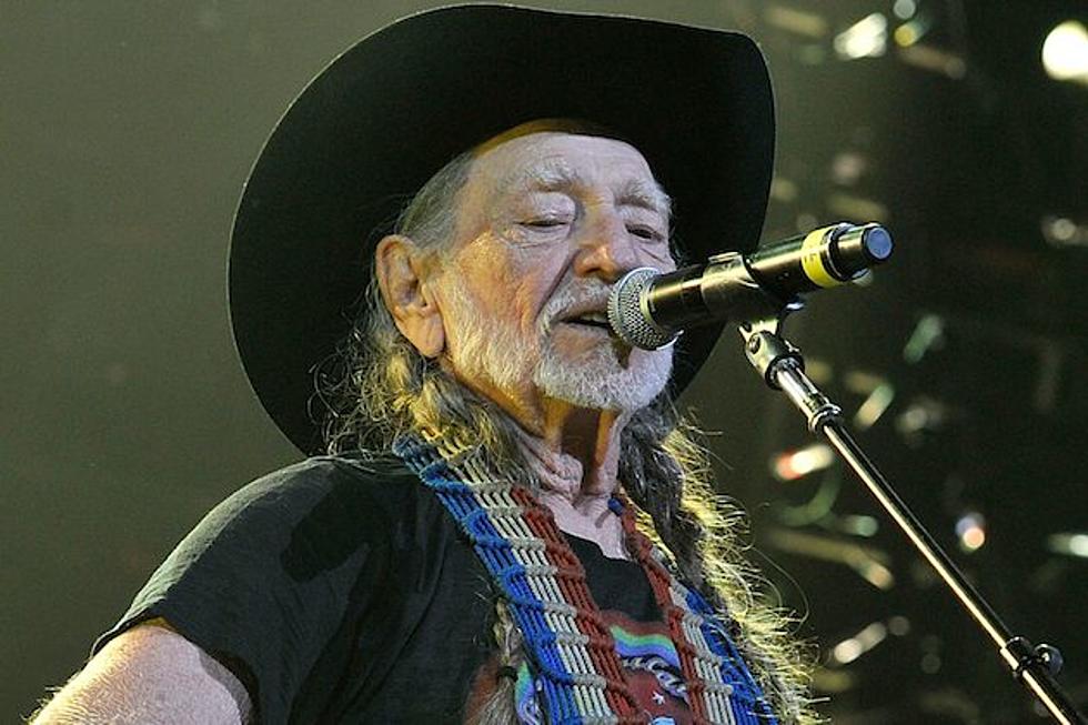 Willie Nelson Coming Nov 18 