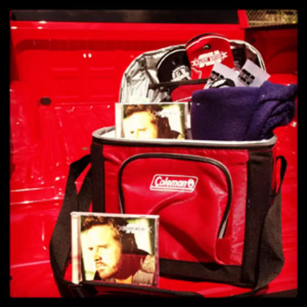 Win a Randy Houser &#8216;Runnin&#8217; Outta Moonlight&#8217; Tailgating Prize Pack