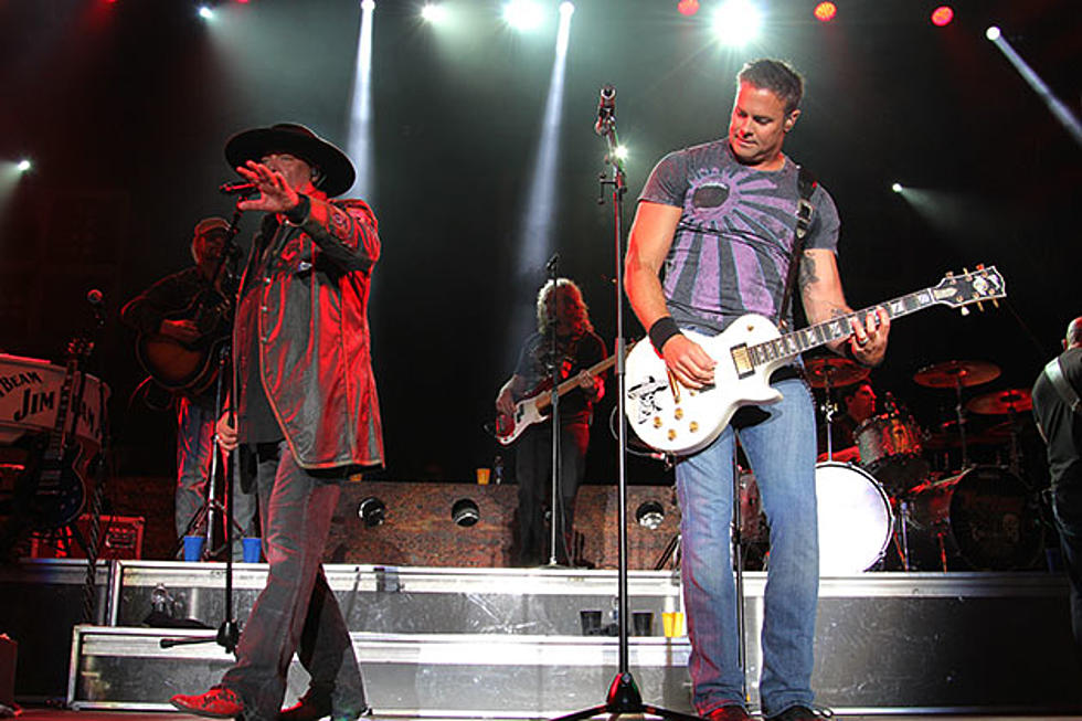 Montgomery Gentry to Bring Titty’s Beer to Countryfest 2014