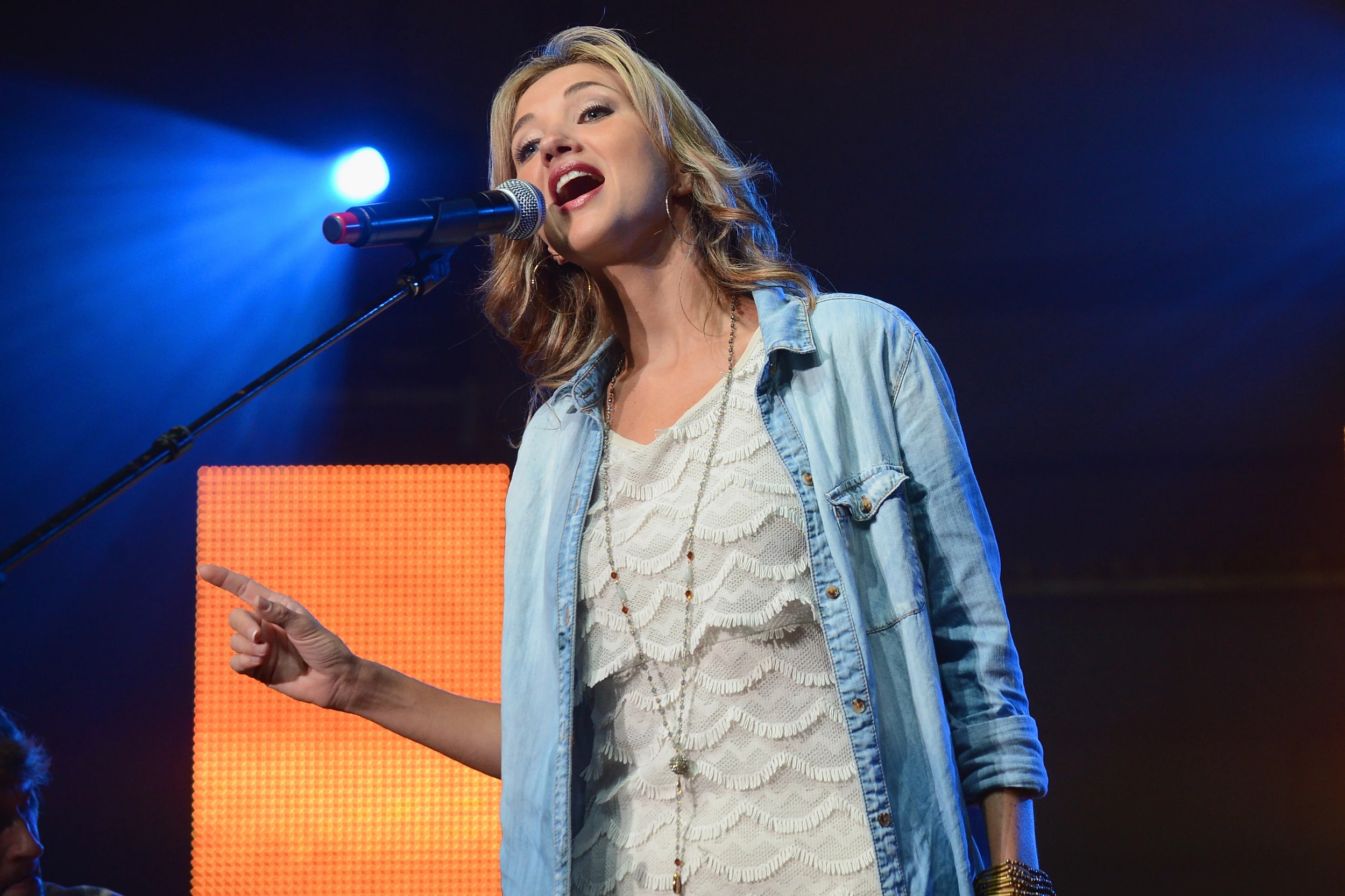 Stand Up for Music Award Honors Sarah Darling’s Commitment to Music