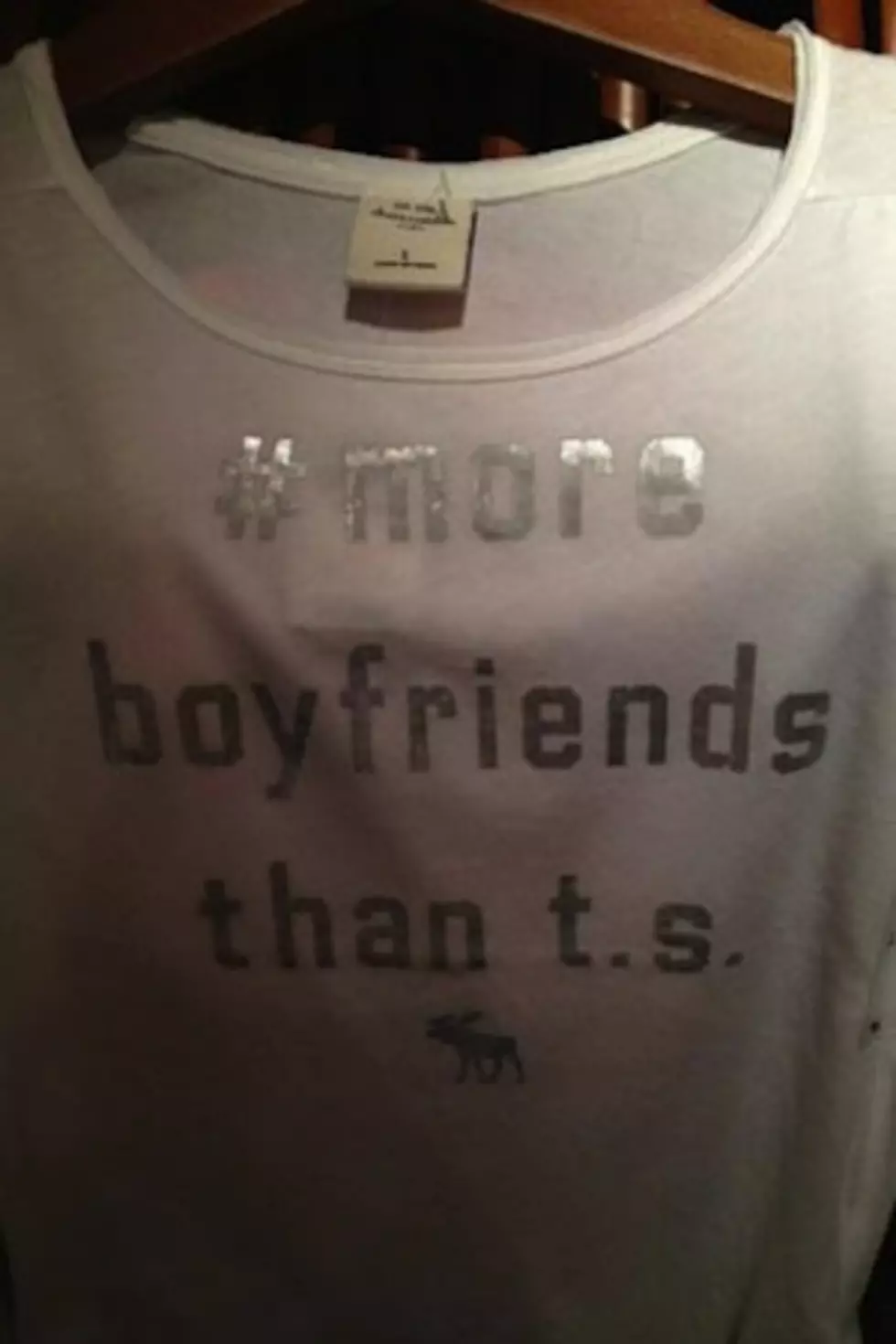 Taylor Swift Fans Get Shirt Referencing Her Love Life Pulled From Abercrombie Stores