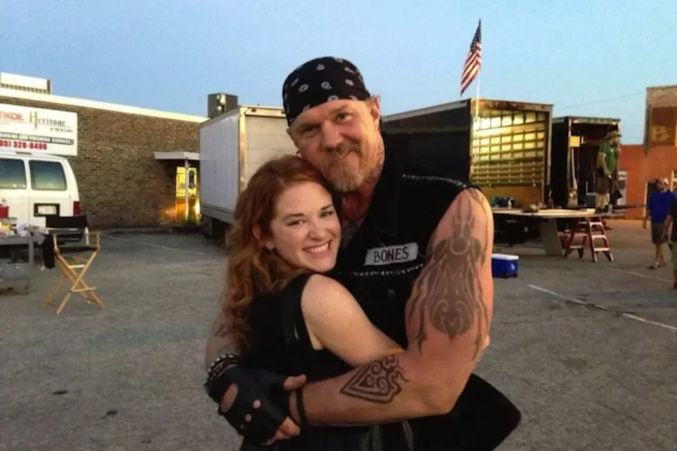 Trace Adkins Appearing in Film With ‘Grey’s Anatomy’ Star, Sarah Drew