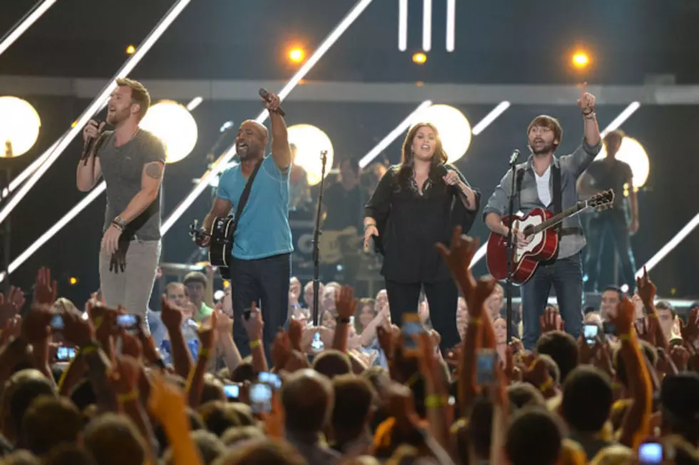Darius Rucker Gets CMT Music Awards Attendees on Their Feet With Energetic ‘Wagon Wheel’ Performance