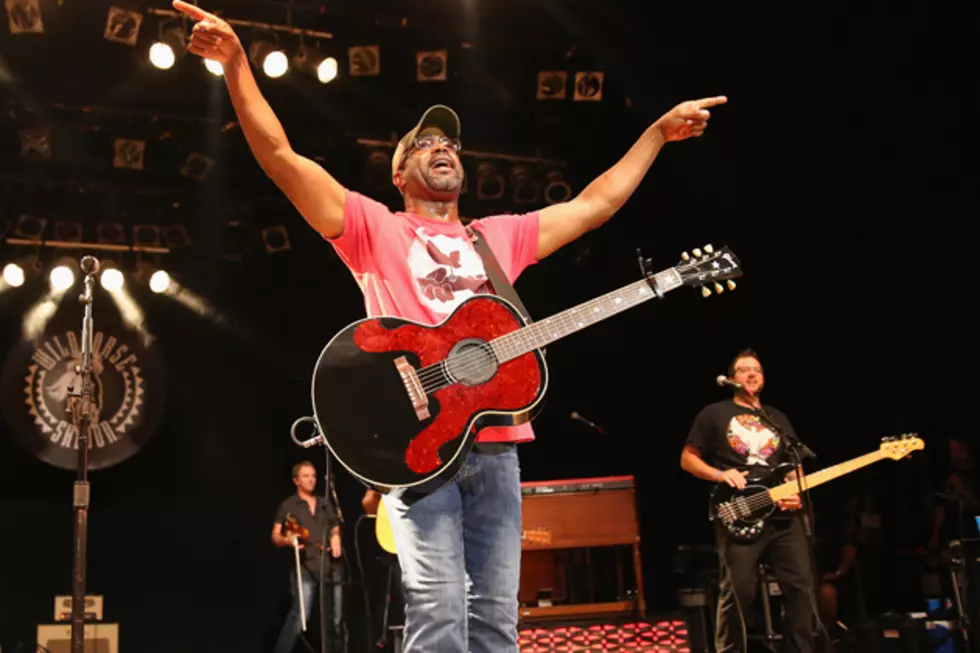 Countryfest Headliner Darius Rucker Is Literally Helping Young People With The Gift Of Vision