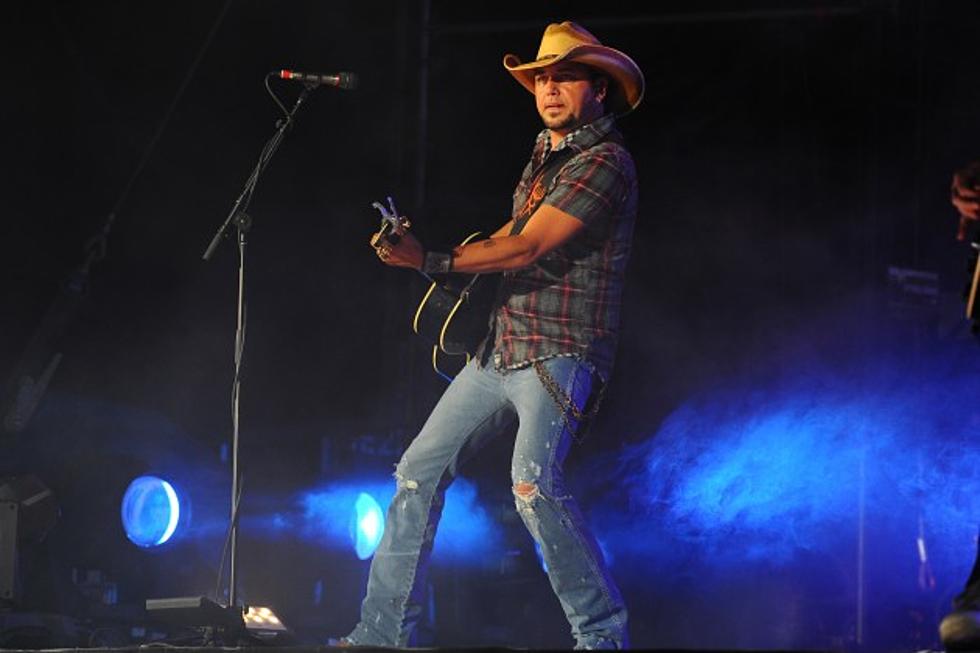 Jason Aldean Shows Fans How He Spends His Free Time