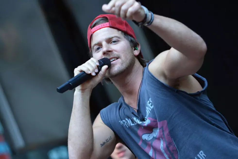Kip Moore Explains His Red Hat