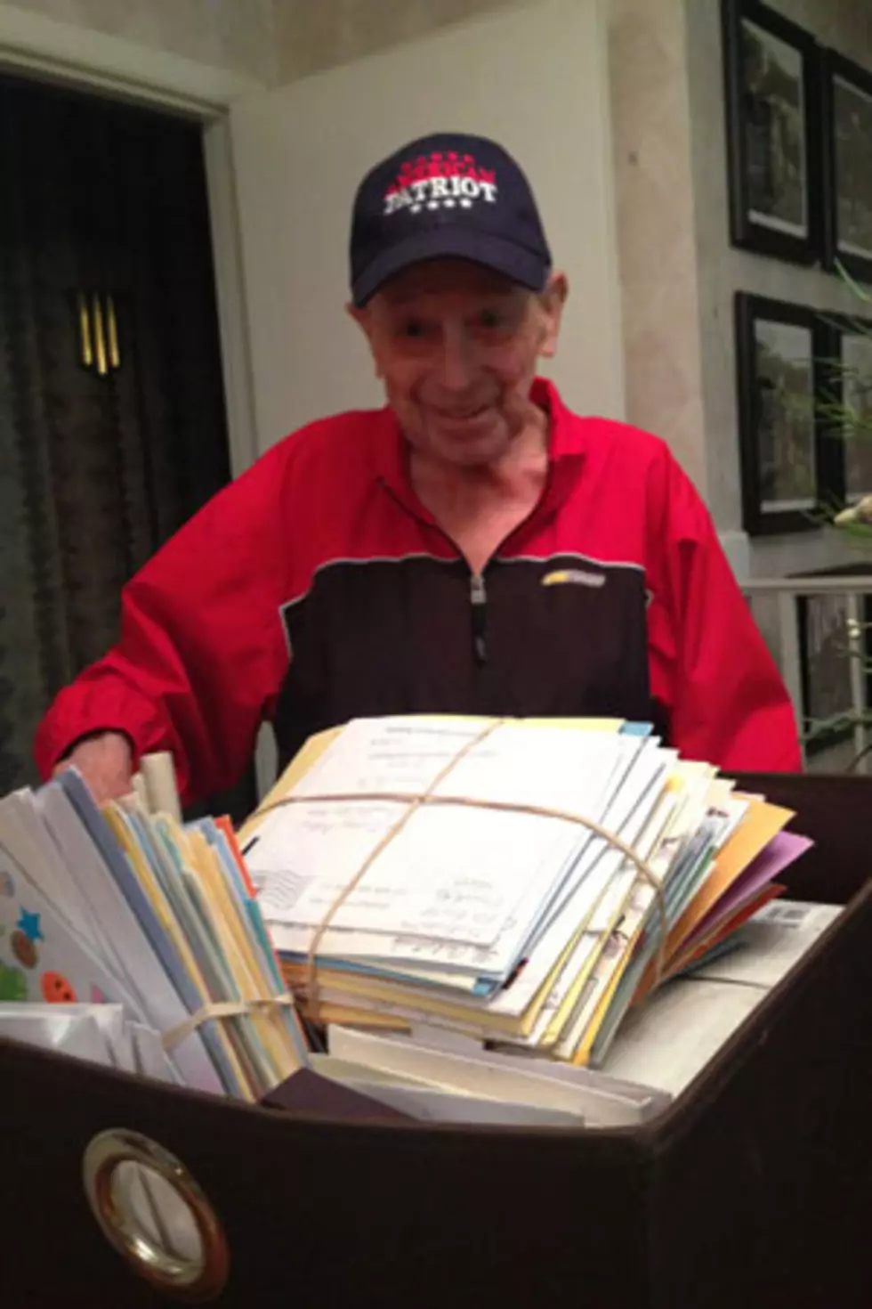 Little Jimmy Dickens Greeted With Fan Letters Before First Radiation Treatment