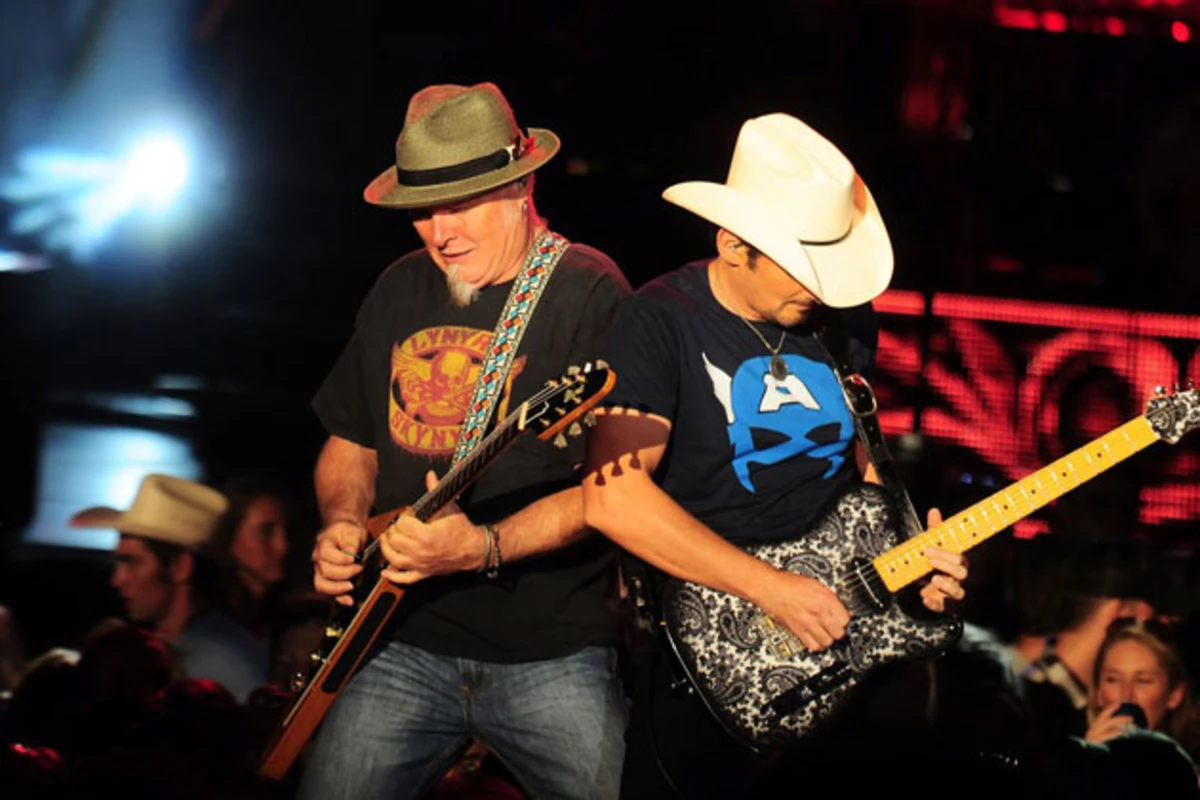 Brad Paisley Concert Brings Beat This Summer Tour to Denver Exclusive