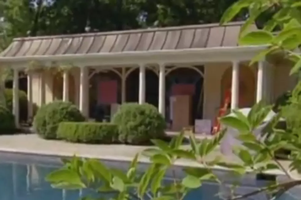 Can You Guess Which Country Star&#8217;s House This Is?