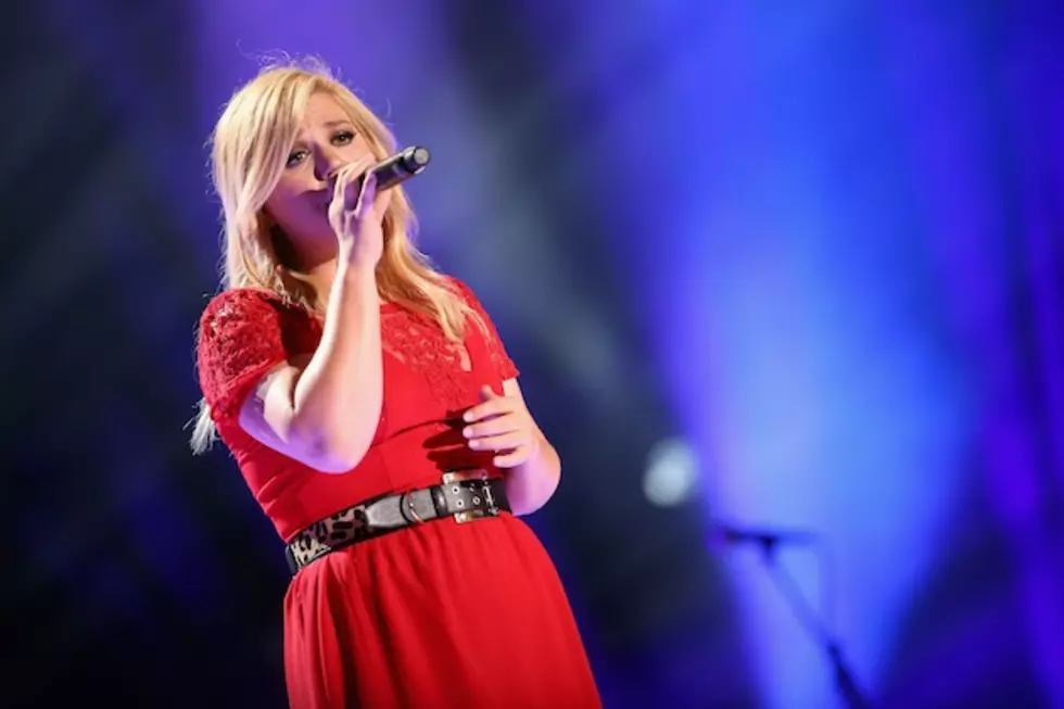 Hear Kelly Clarkson’s ‘White Christmas’ Cover From ‘Wrapped in Red’