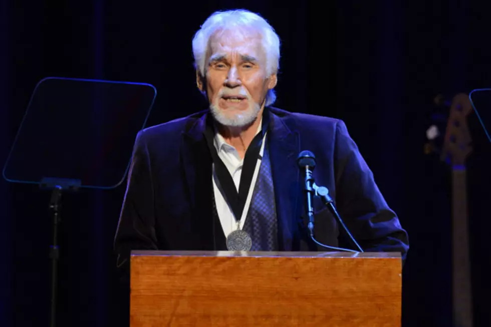 Kenny Rogers to Receive Lifetime Achievement Award at the 2013 CMAs