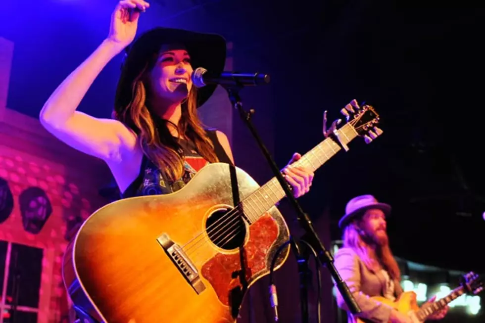 Kacey Musgraves’ Date to the 2013 CMA Awards? Her Grandma!