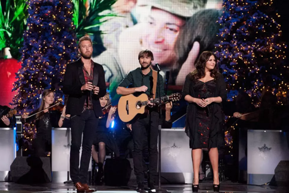 Lady Antebellum Devote &#8216;I&#8217;ll Be Home for Christmas&#8217; to Our Military on &#8216;CMA Country Christmas&#8217; Special