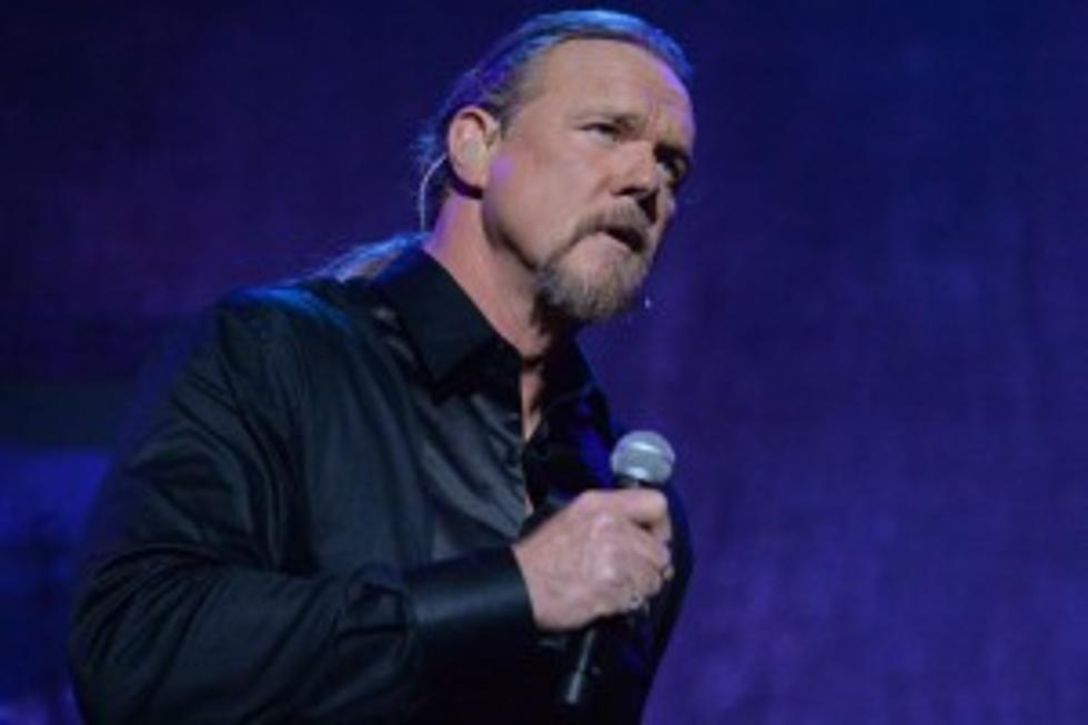 Trace Adkins&#8217; Rough Year &#8211; Now a Divorce
