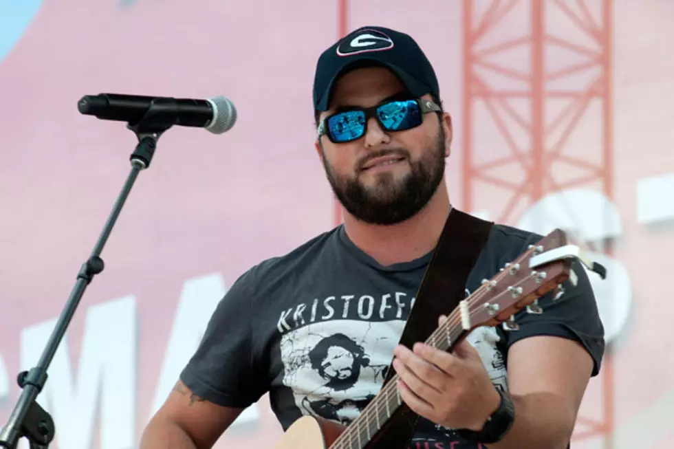 Tyler Farr Interview: ACM New Artist of the Year Nominee Isn’t Afraid to Ask Famous Friends for Help