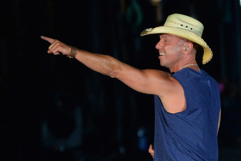 Kenny Chesney Surprises Athens, Georgia With Pop Up Show