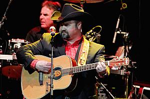 Country News: Legal Problems for Daryle Singletary After His Death