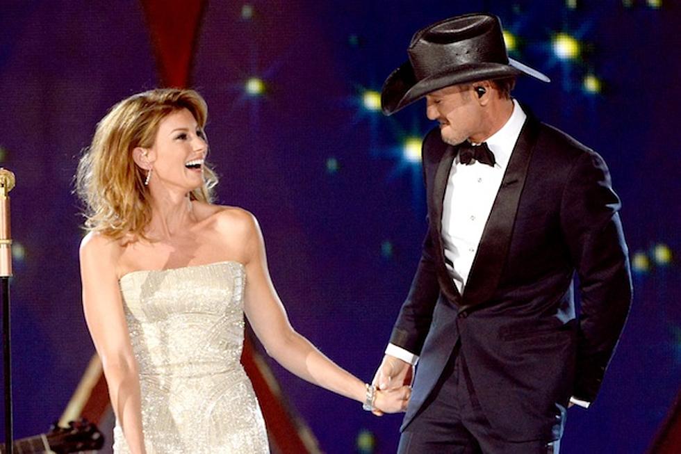 Tim McGraw Admits Audio Issues Helped Create Memorable ACM Photo
